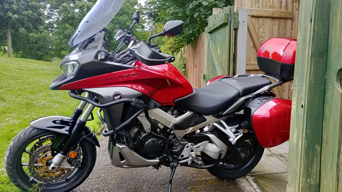 2016 Honda VFR800X Crossrunner - Image 2