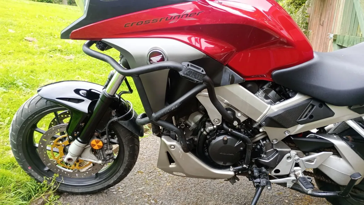 2016 Honda VFR800X Crossrunner - Image 3