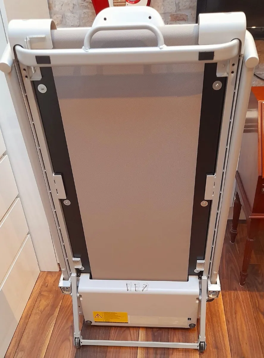 DOMYOS folding walking treadmill W500-B - Image 4