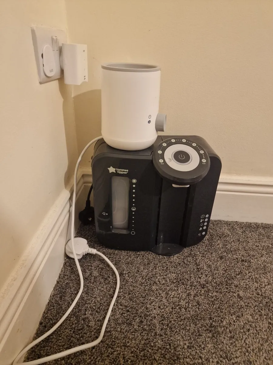 Bottle maker and bottle warmer
