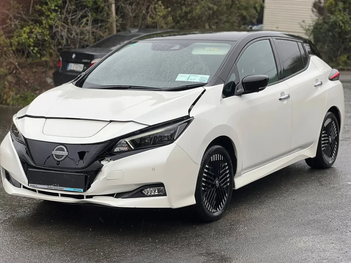 Nissan Leaf 2025 40Kw SVE - Image 1