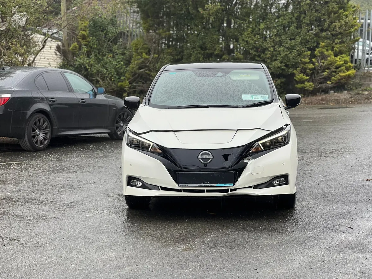 Nissan Leaf 2025 40Kw SVE - Image 2