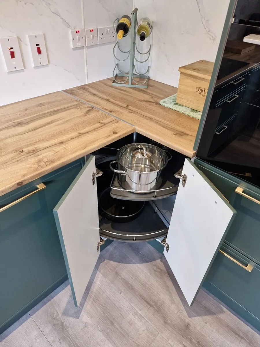 Kitchen - Image 2