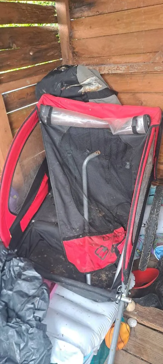 Kids bike trailer - Image 2
