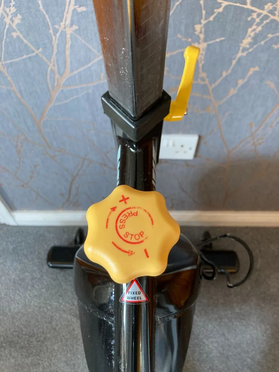 Gym Gear M Sport Spinning Bike, Exercise Bike - Image 3