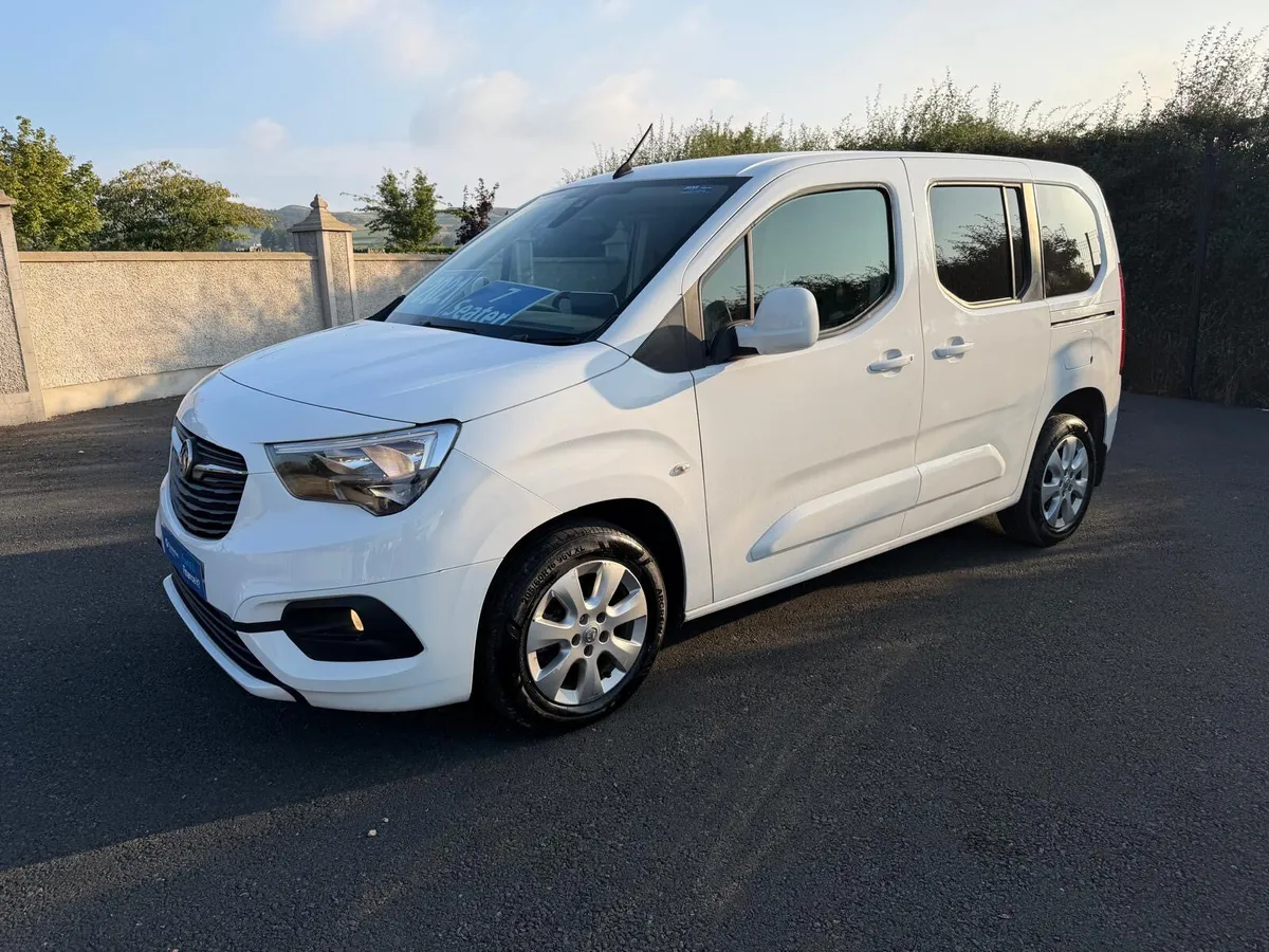 Vauxhall Combo Life 7 Seater - N.I. Registered - Image 3