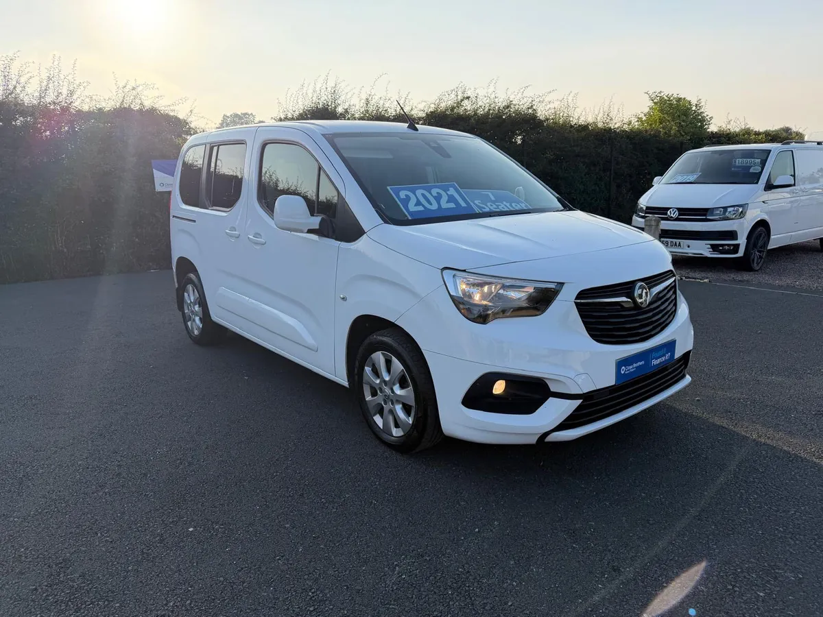Vauxhall Combo Life 7 Seater - N.I. Registered - Image 1