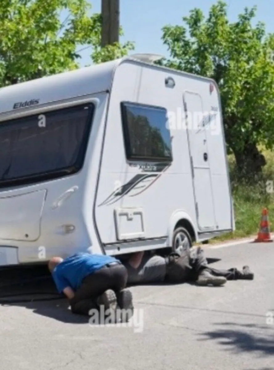 CARAVAN SALVAGE & RECOVERY IRL - Image 2