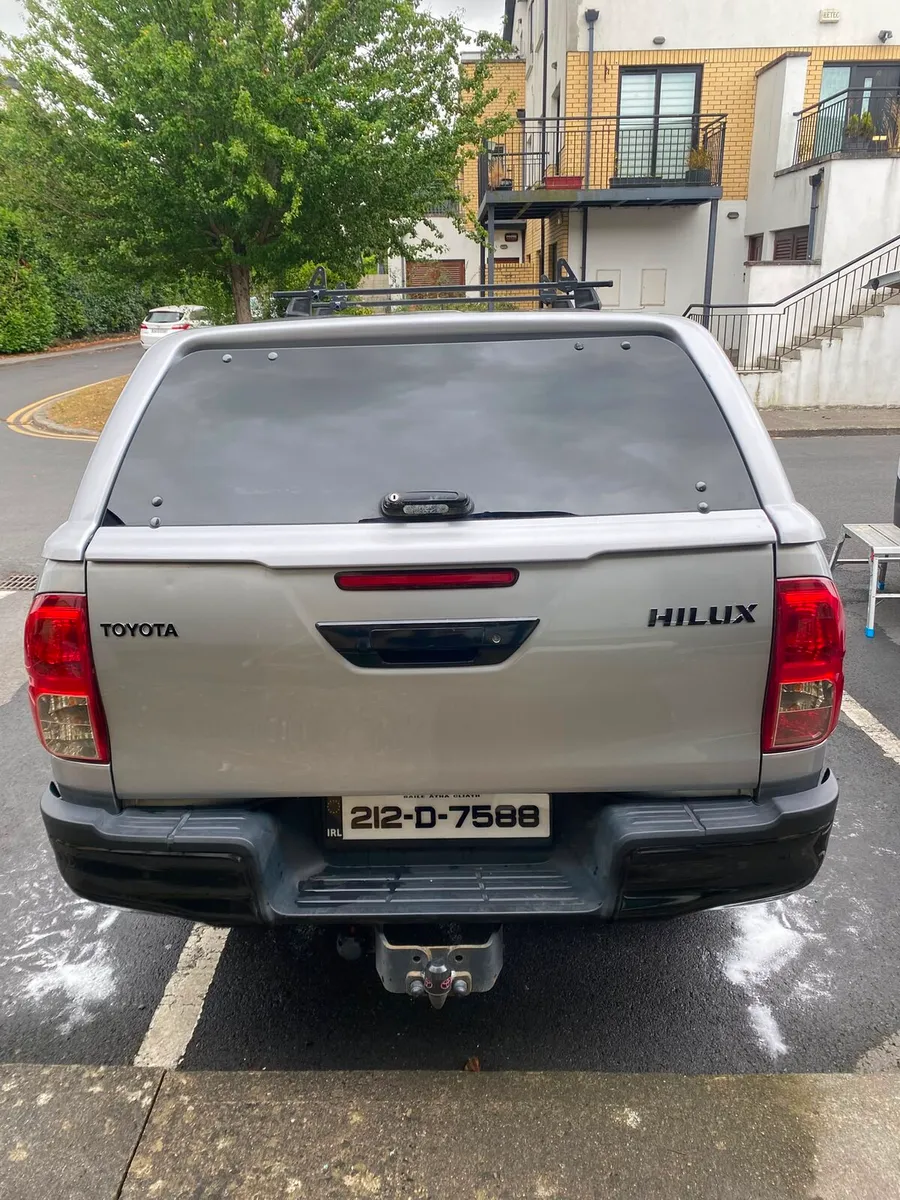 Toyota hilux - Image 4