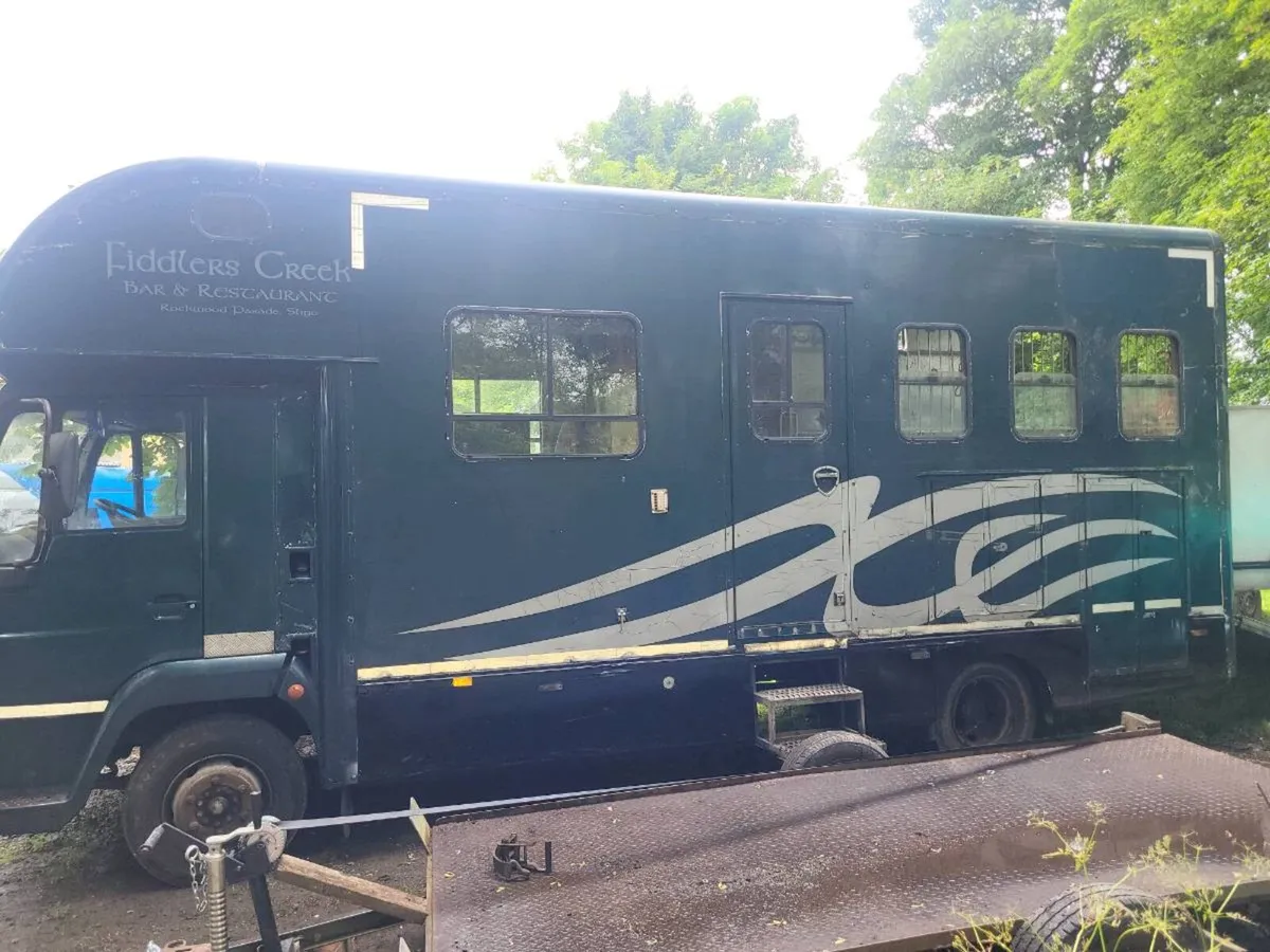 Horse lorry - Image 2