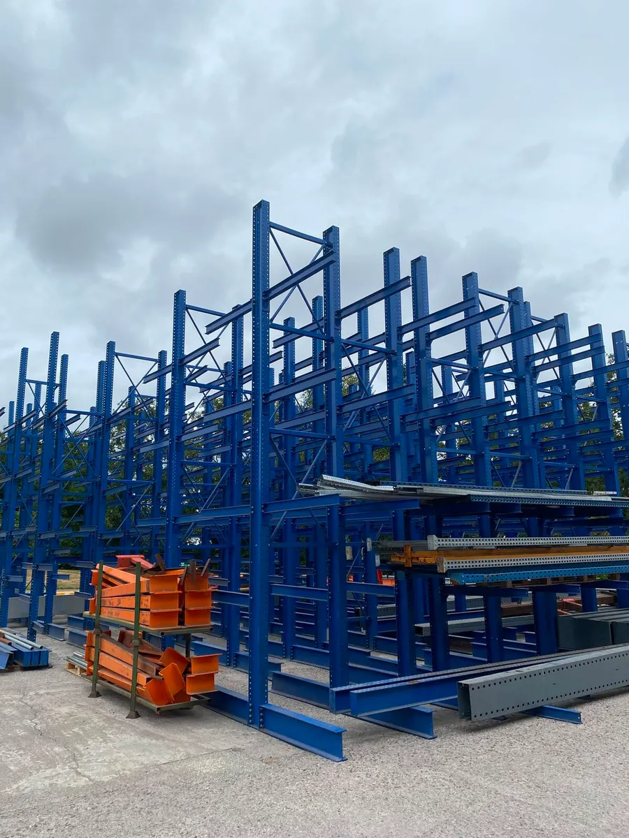 Cantilever racking