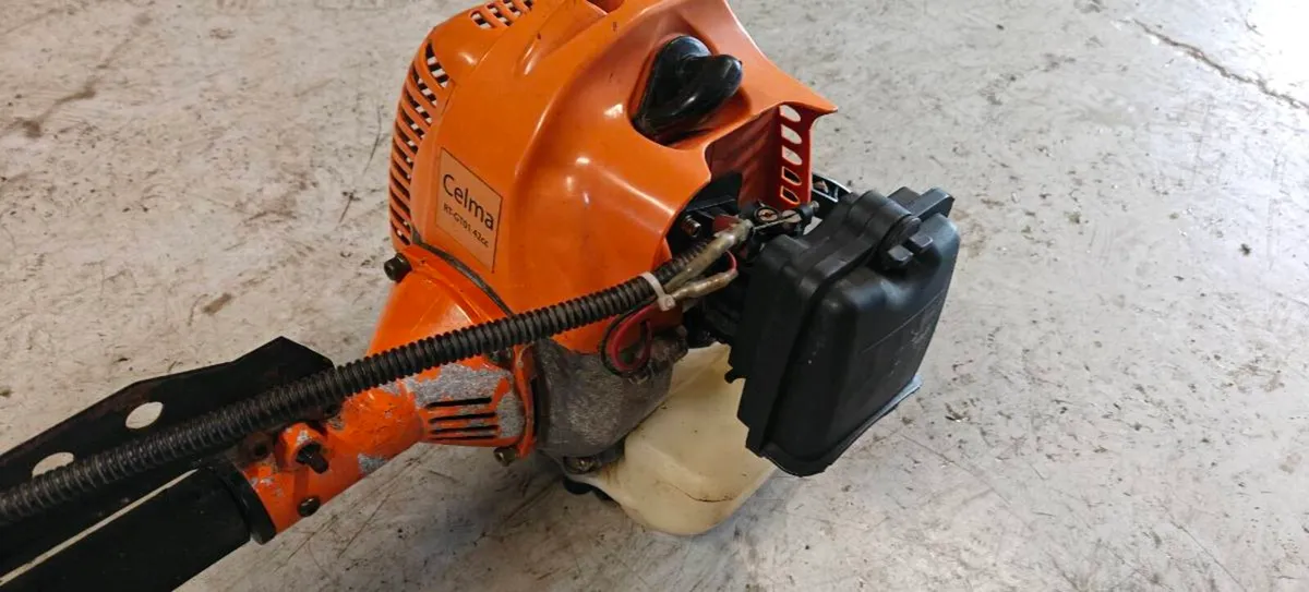 Grass trimmer - Image 2