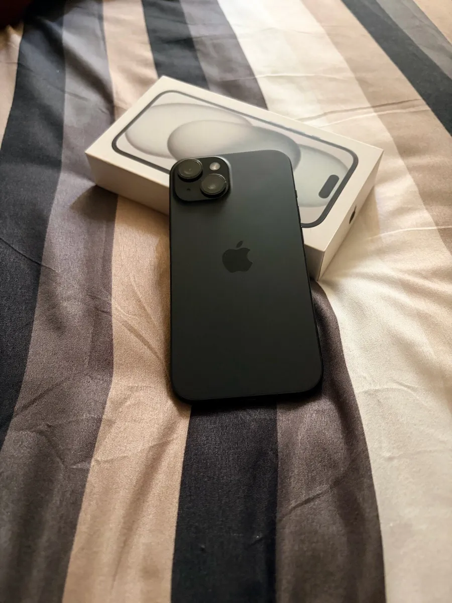 iPhone 15 128GB - Image 2