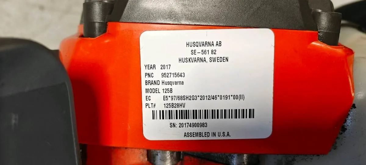 Husqvarna leaf blower - Image 4