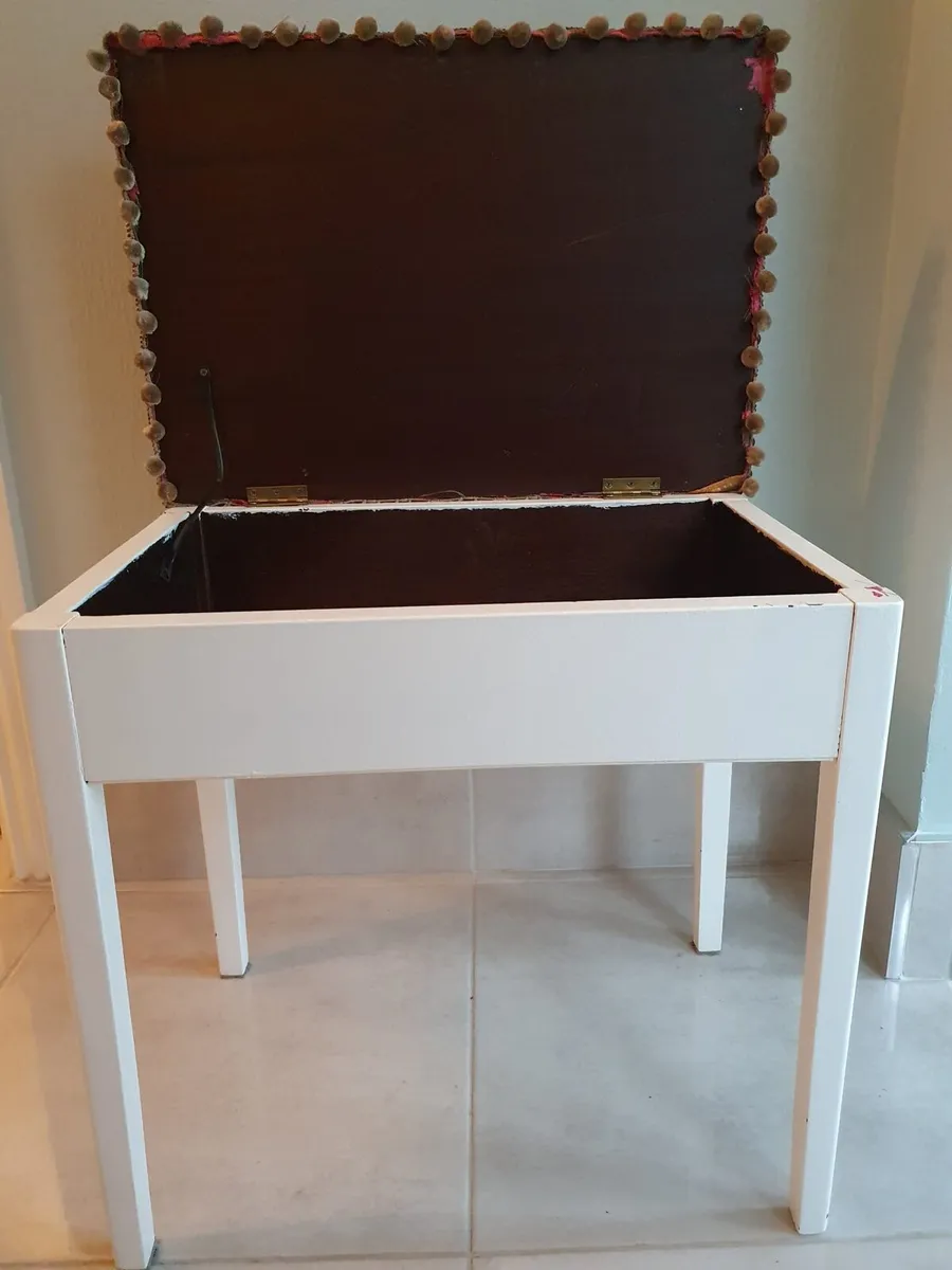 Piano/dressing table stool - Image 2
