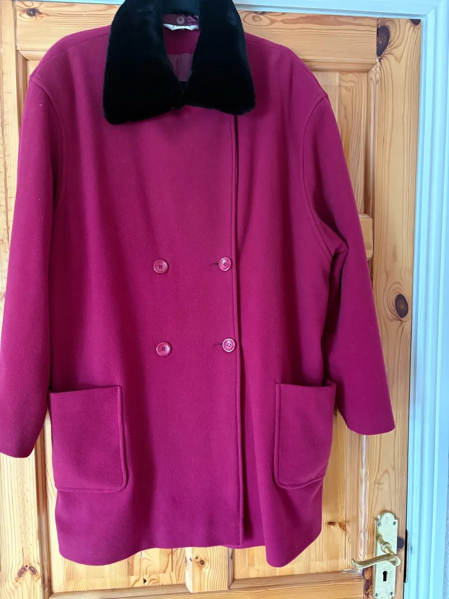 Focus 100%wool coat - Image 2