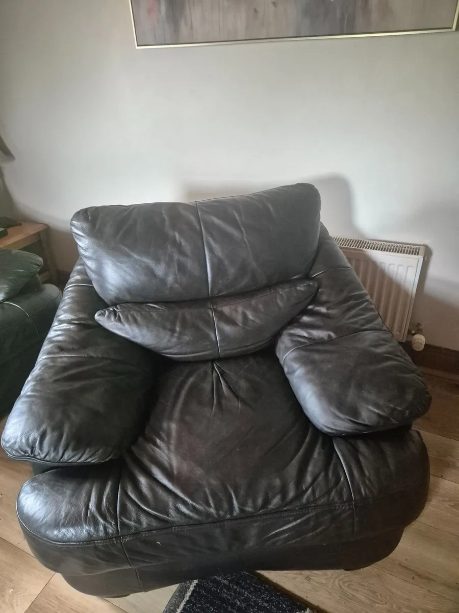 3 piece leather suite - Image 4