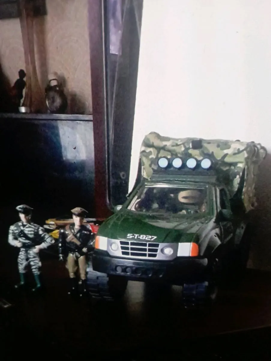 GI JOE / COBRA  /RENT GRADES /POC LANARD  TRUCK.. - Image 3