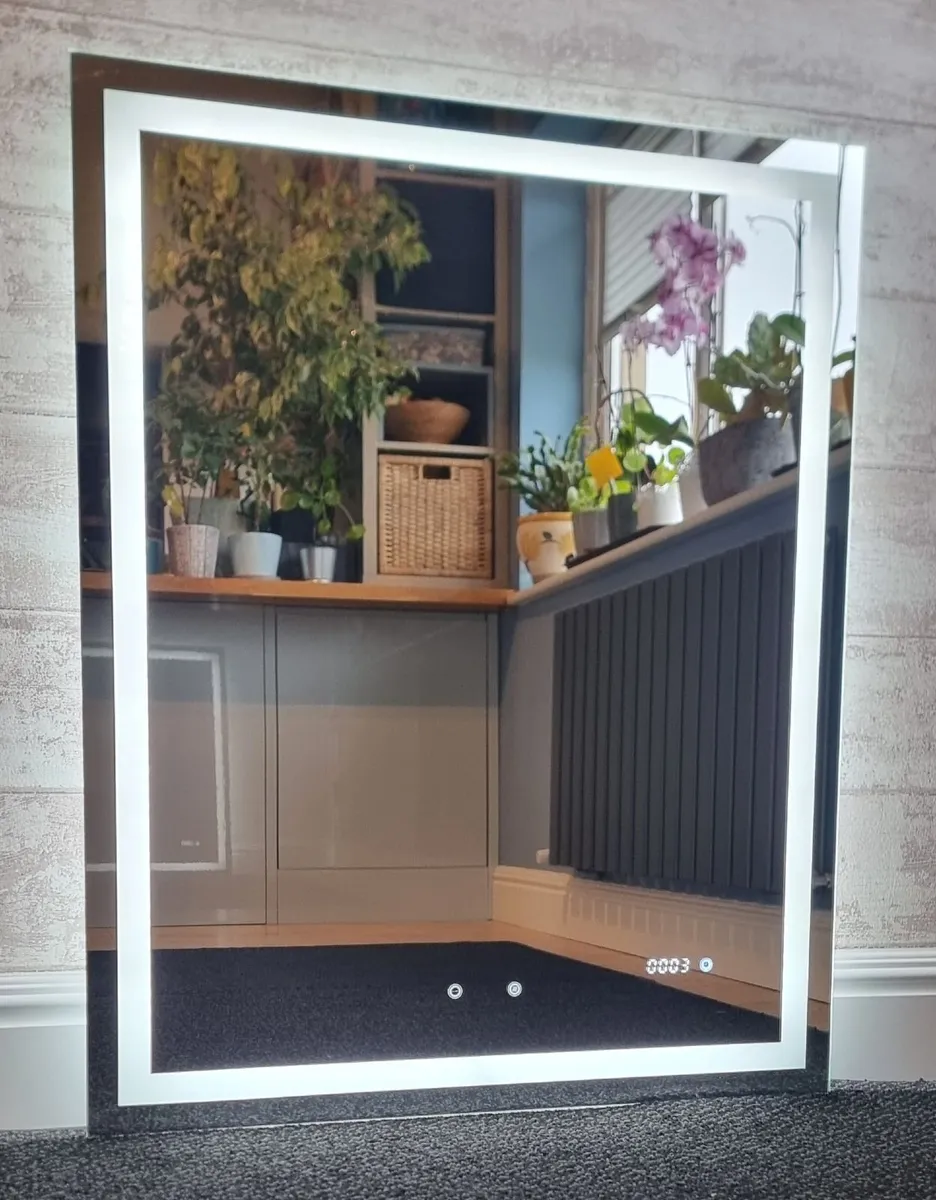 LED Bathroom Mirror 80x100cm Fogless - Image 2