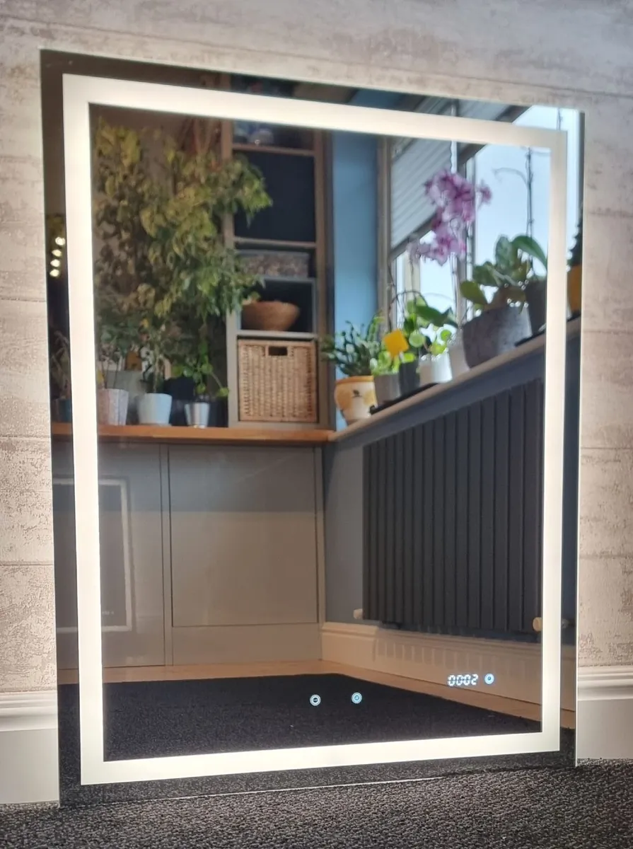 LED Bathroom Mirror 80x100cm Fogless - Image 4