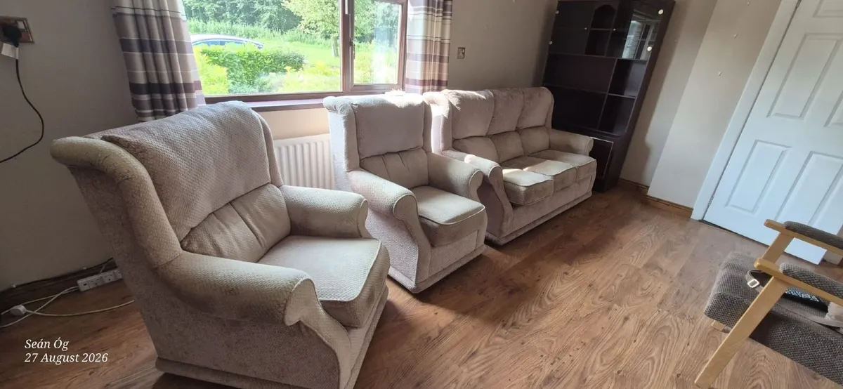 HOUSE CLEARANCE FURNITURE LOW PRICES!! - Image 1