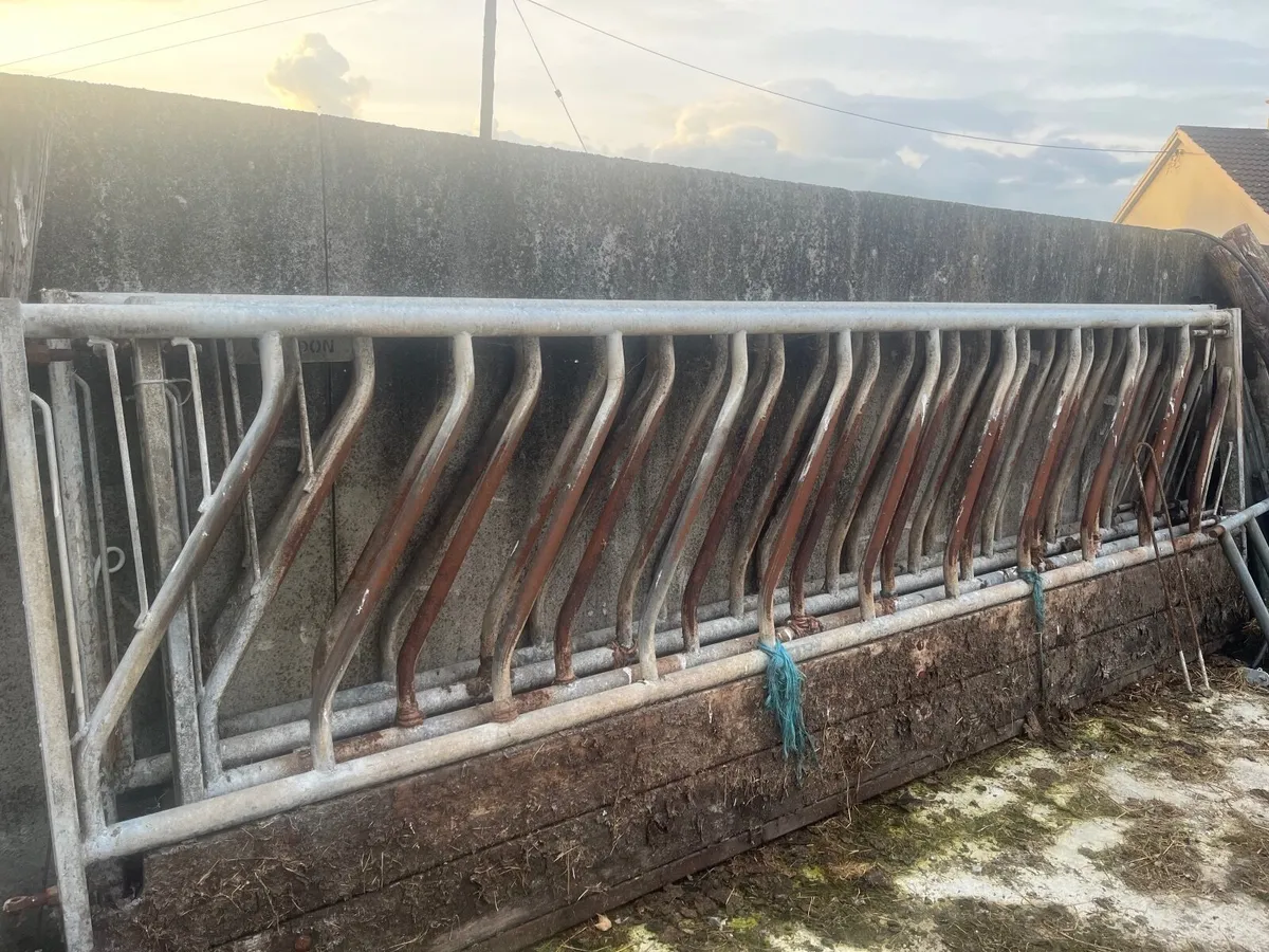 Heavy duty galvanised barrier - Image 2