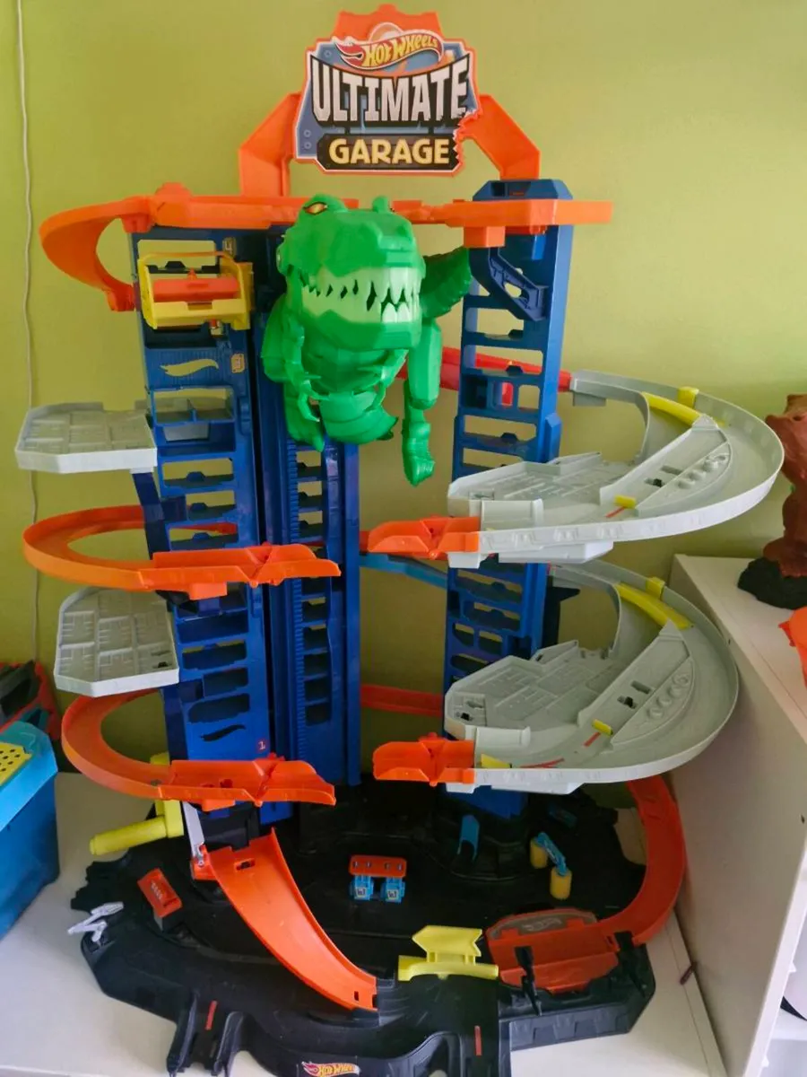 Hotwheels Garage