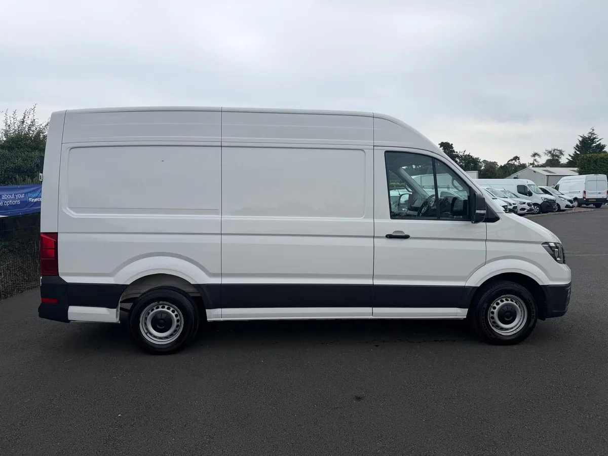 Volkswagen Crafter MWB - Image 4