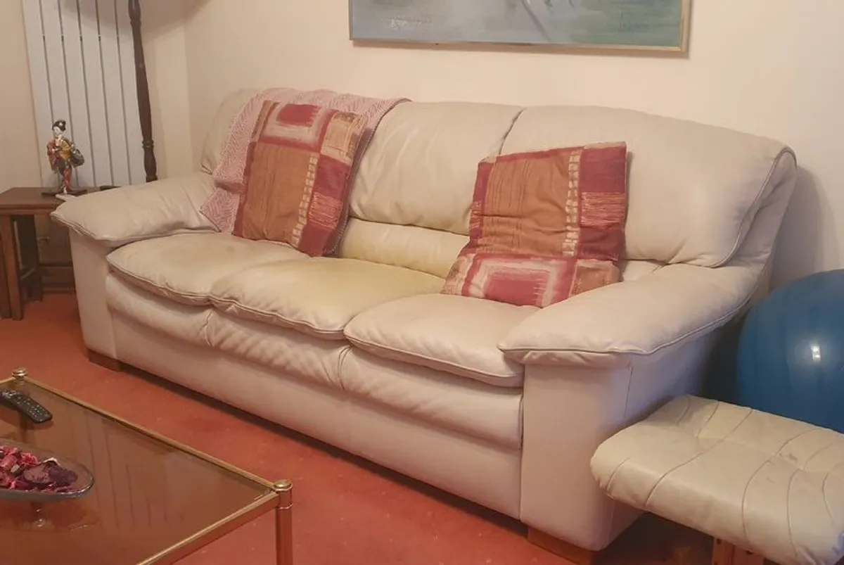 Leather Couch selling for free - Image 1