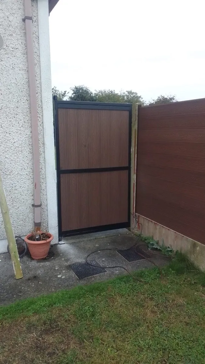 Pvc gates and fencing - Image 4