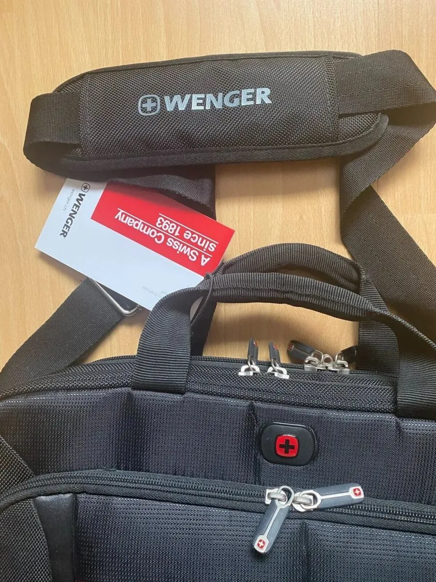 NEW WITH TAGS Wenger Sensor 15” Laptop Bag - Image 3