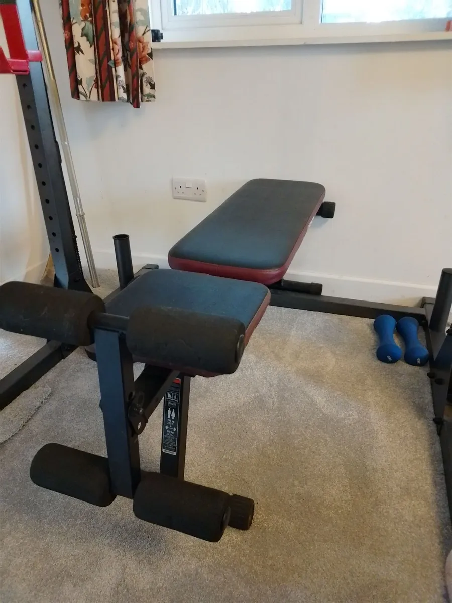 weight bench - Image 1