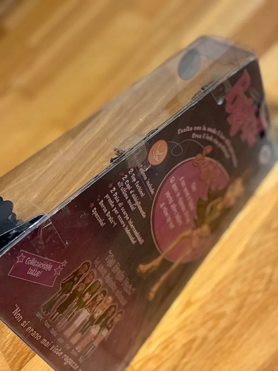 Bratz Funk Out! Sasha 2004 — New in Box - Image 3
