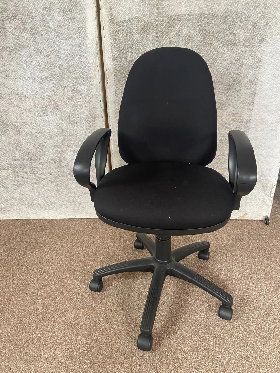 Ergonomic computer chairs - Image 2