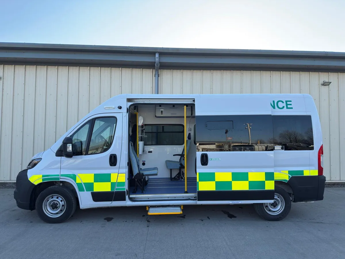 2025 Peugeot Boxer Patient Transport Service (PTS) - Image 3