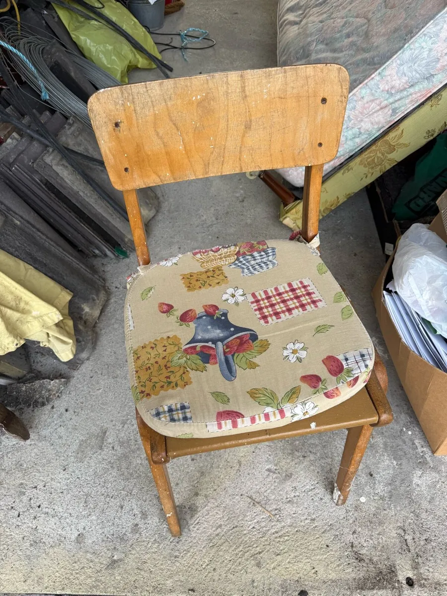 Chairs set of 4 - Image 1