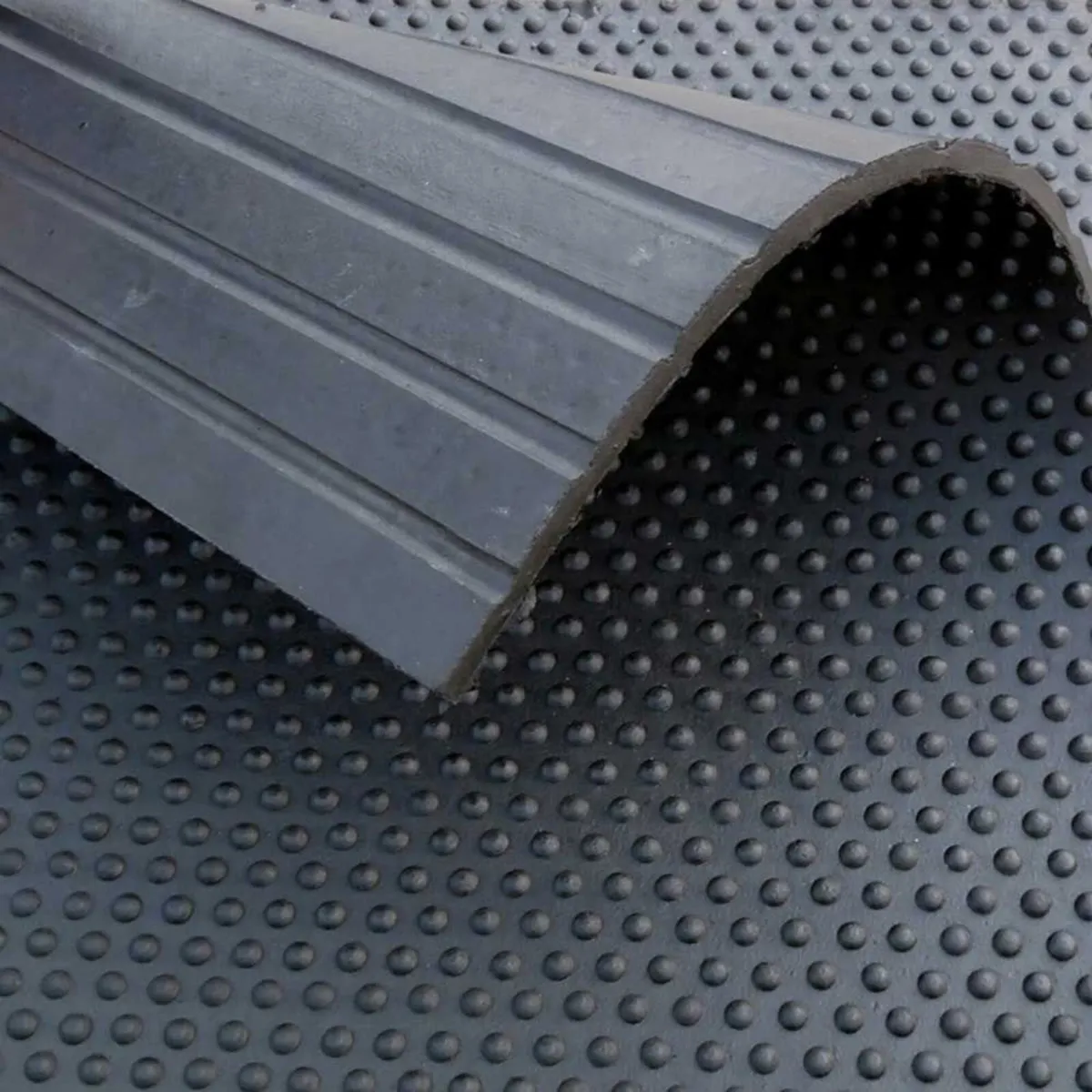 12mm 6ft x 4ft Rubber Stall / Stable/ Gym Flooring - Image 2