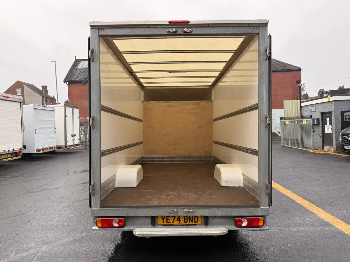 2024 Renault Master Luton Low Loader Van - Image 2