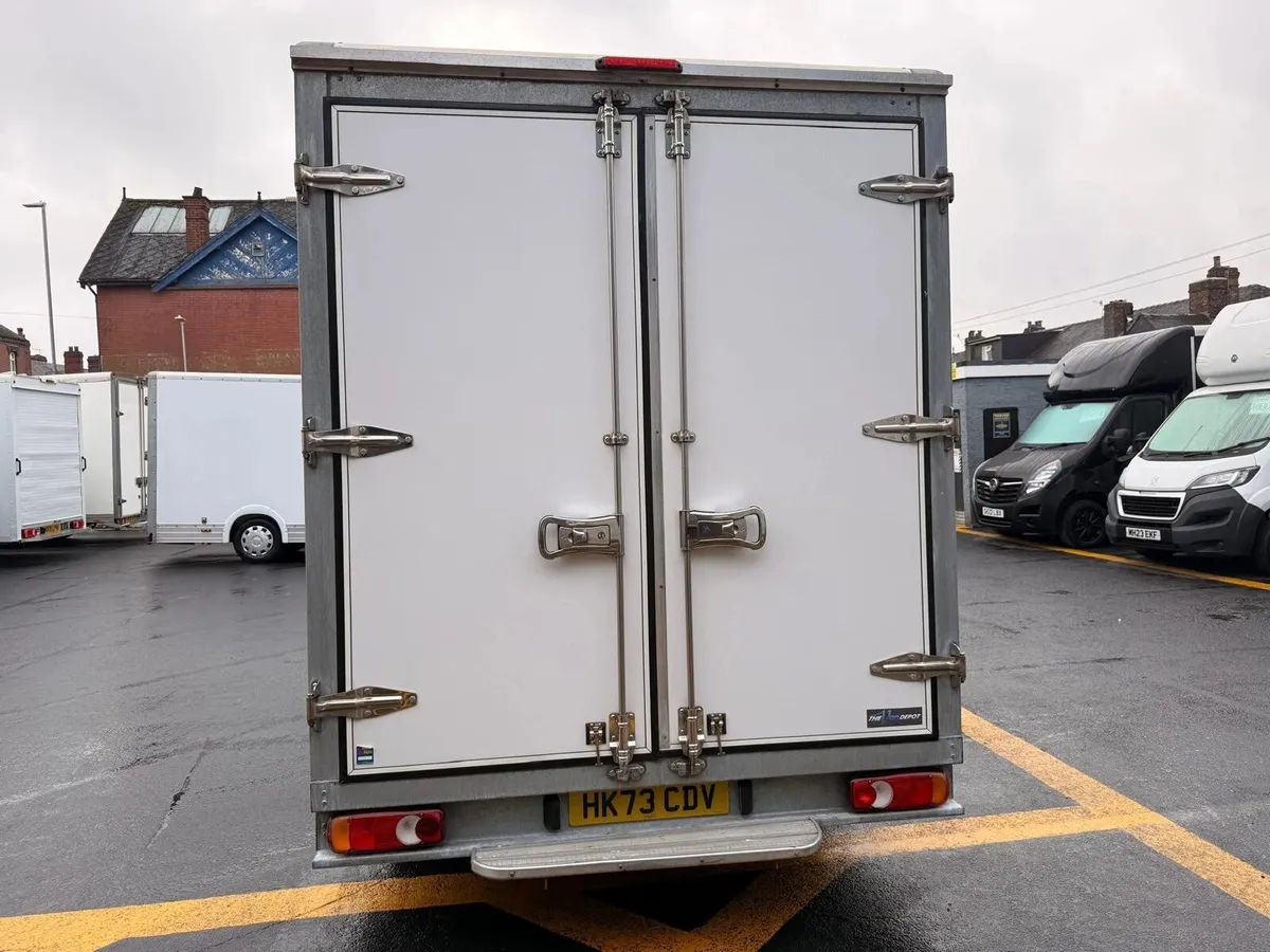 2023 Renault Master Luton Low Loader Van - Image 3