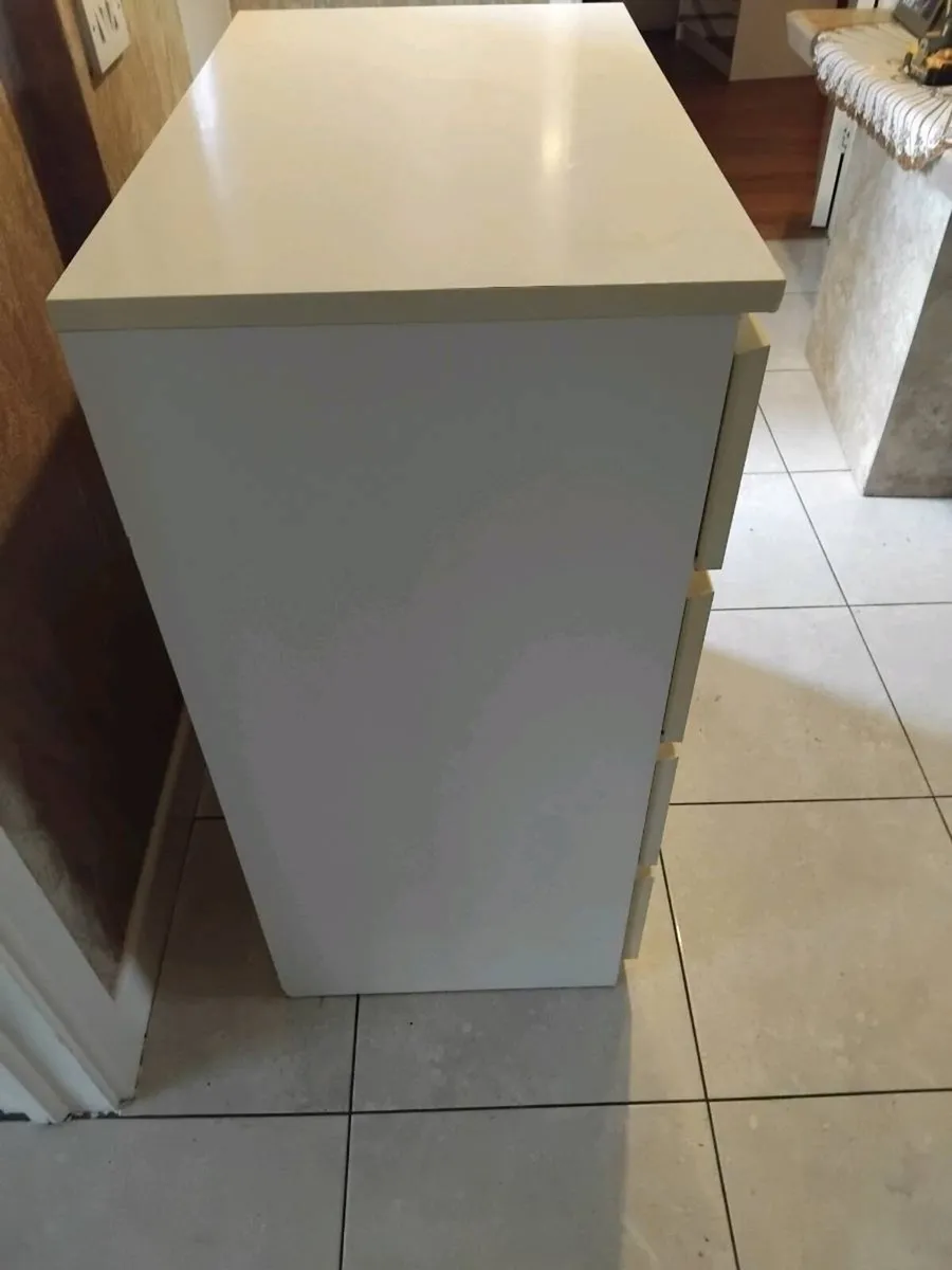 Chest of drawers - Image 4