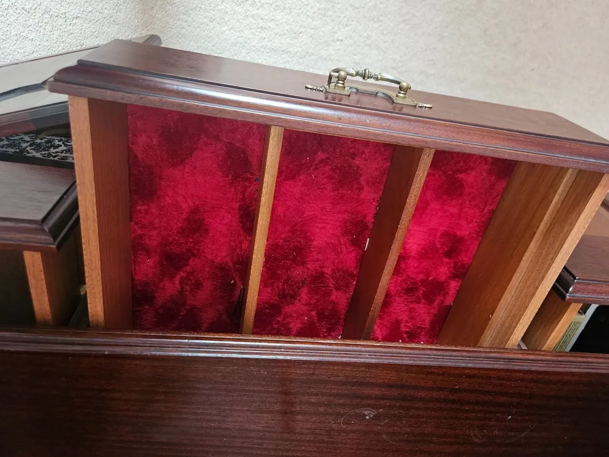 Display cabinet - Image 4