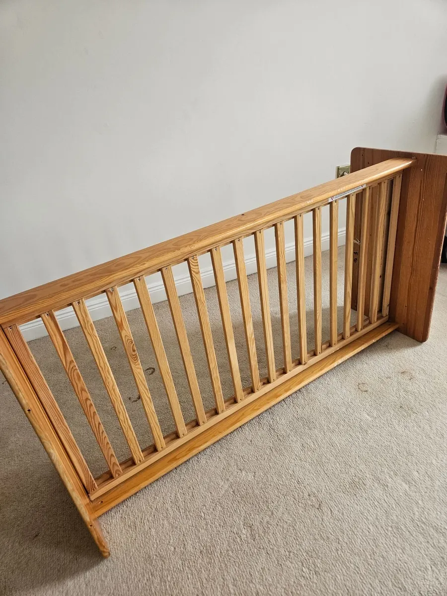 Childs bed - Image 3