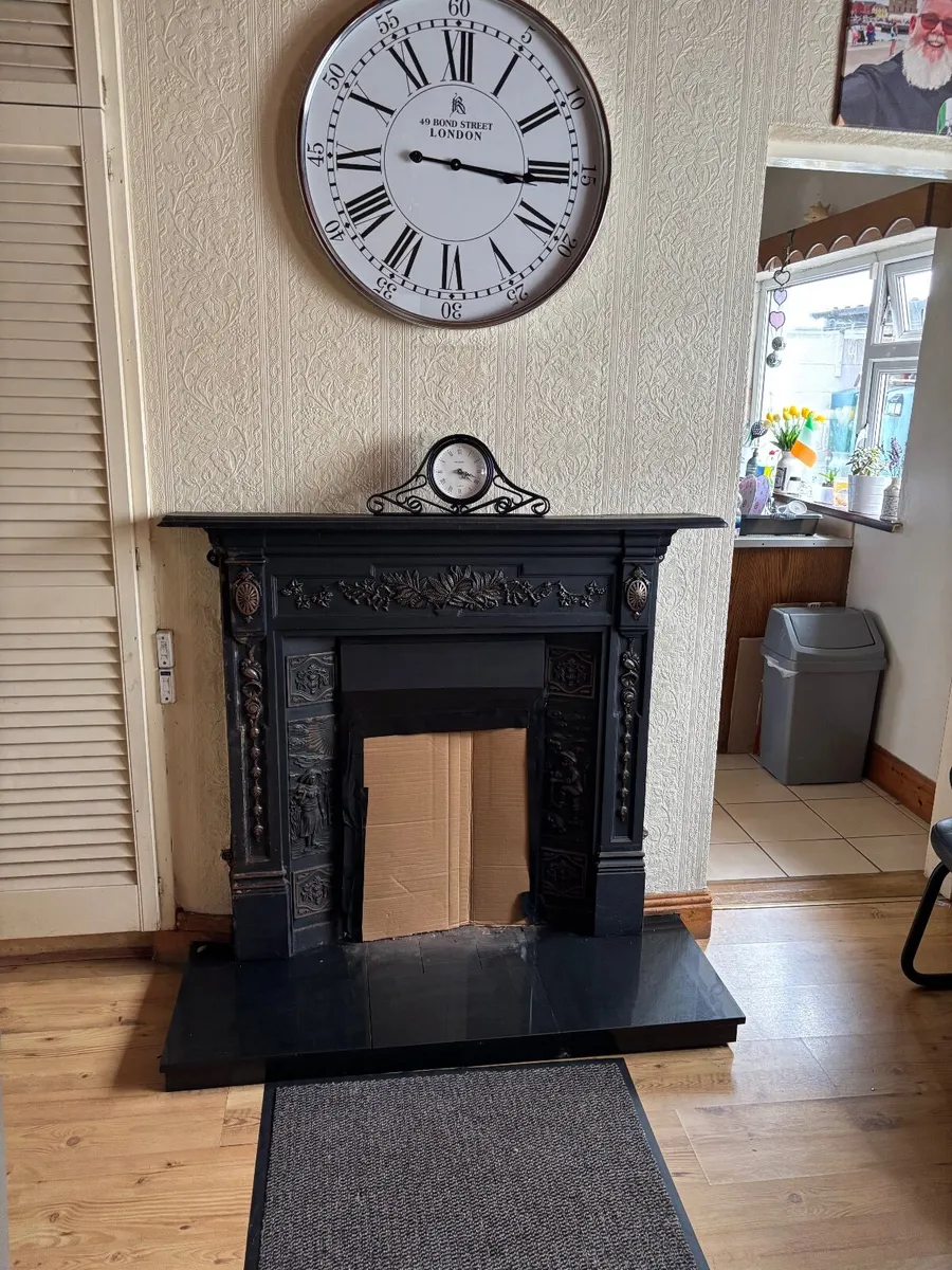 Cast iron fireplace - Image 1
