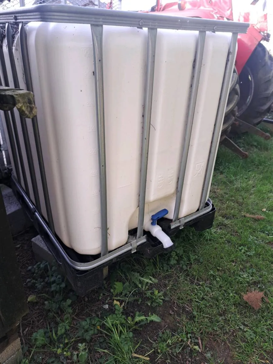 Large  water tank - Image 2