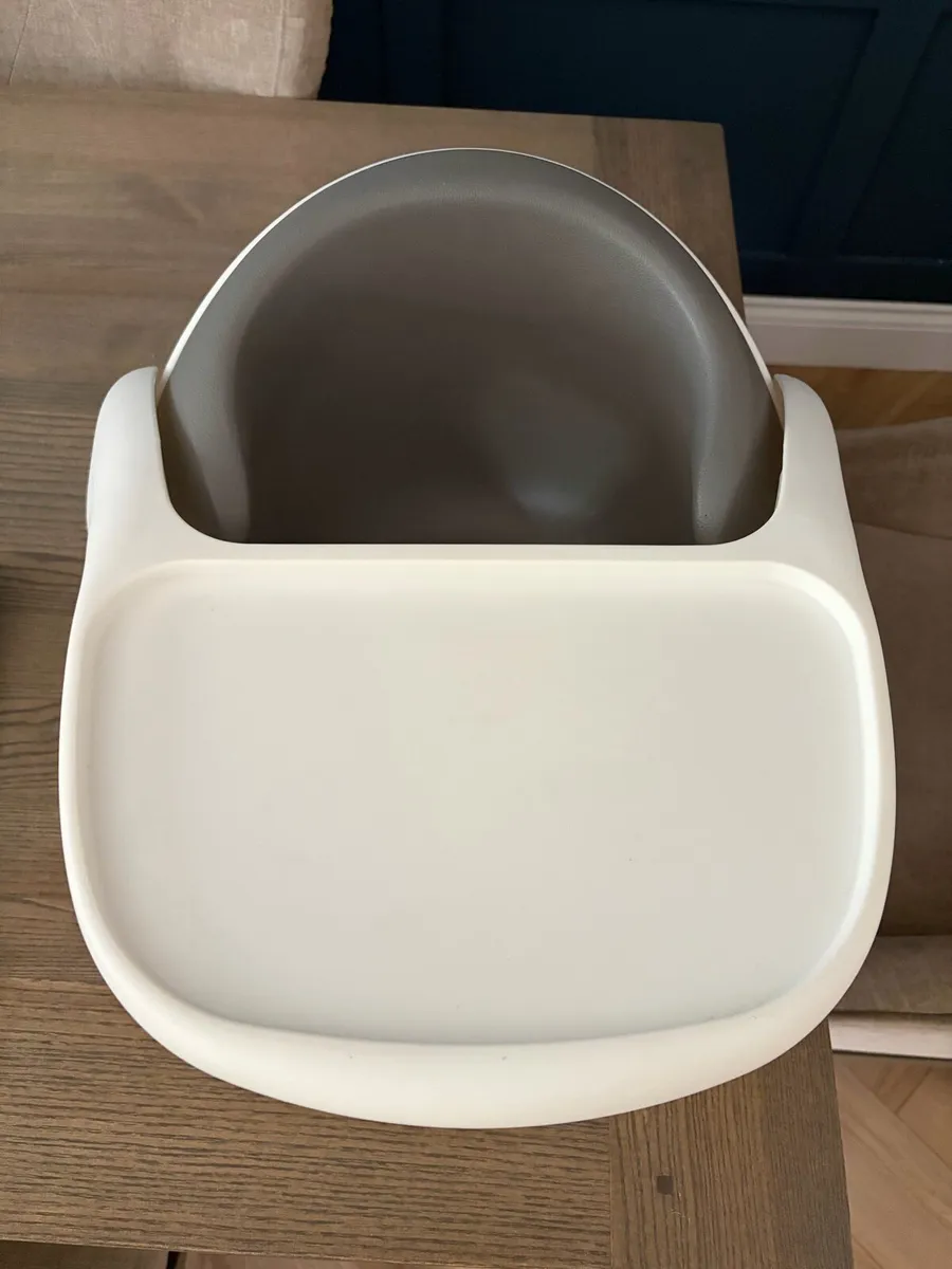 Mamas & Papas baby snug seat - Image 4