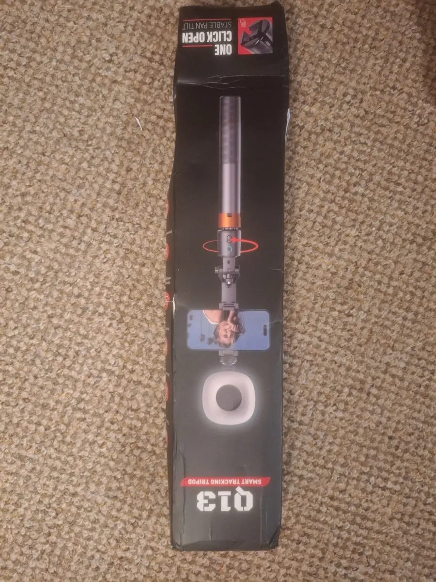 Q13 Smart Tracking Phone Tripod (out of stock)