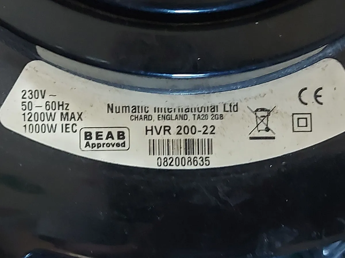 Henry Vacuum Cleaner, Model HVR 200-22, Excellent - Image 2