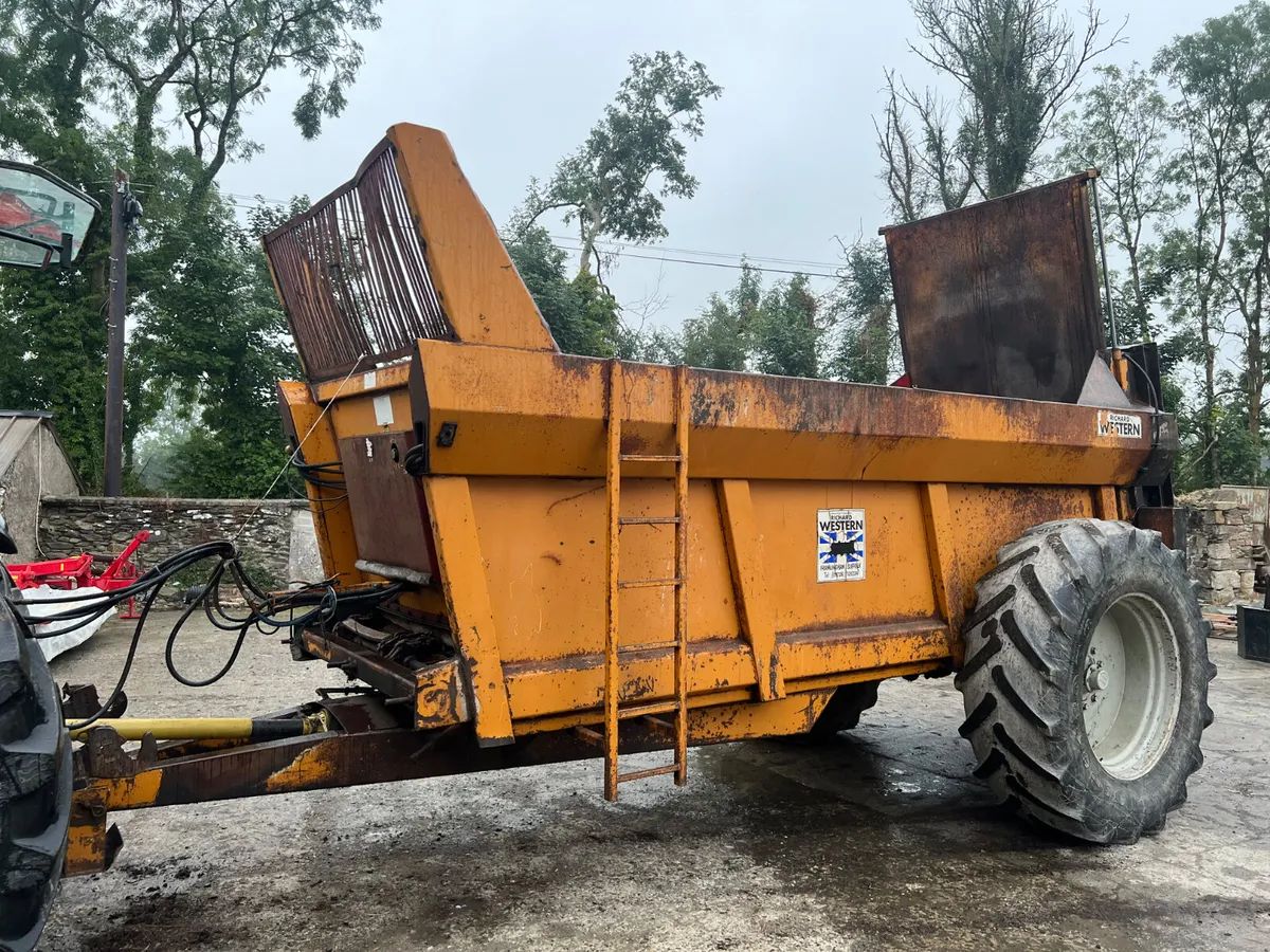 Richard Western Dung Spreader - Image 4