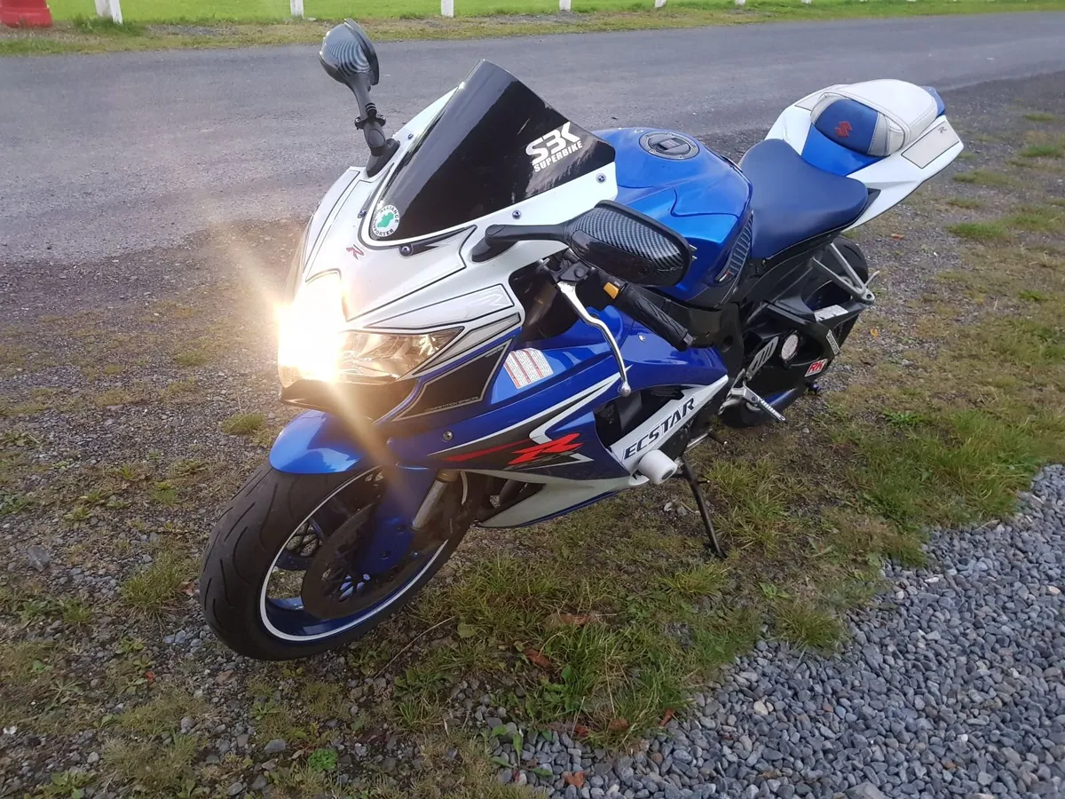2009 Suzuki GSX R-600 (K9) Gixxer - Image 4