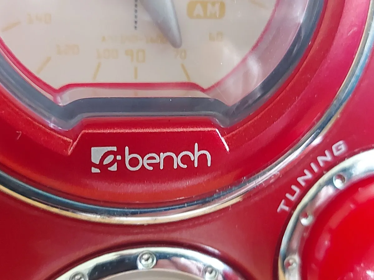 Bench Portable CD Player with Radio, Model KH222 - Image 4